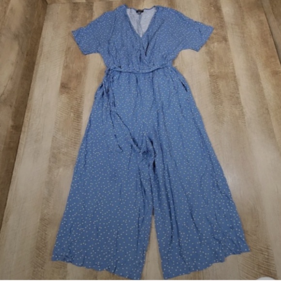 Belk Madison Scatter Dot Polka Dot Side-Tie Jumpsuit Blue Medium - Picture 4 of 5